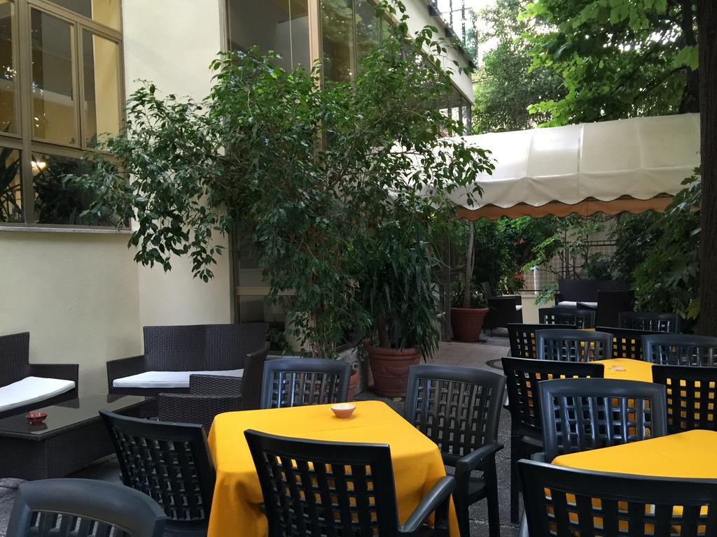 Hotel Athena Pesaro Zewnętrze zdjęcie
